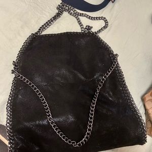 Shoulder bag with chain straps